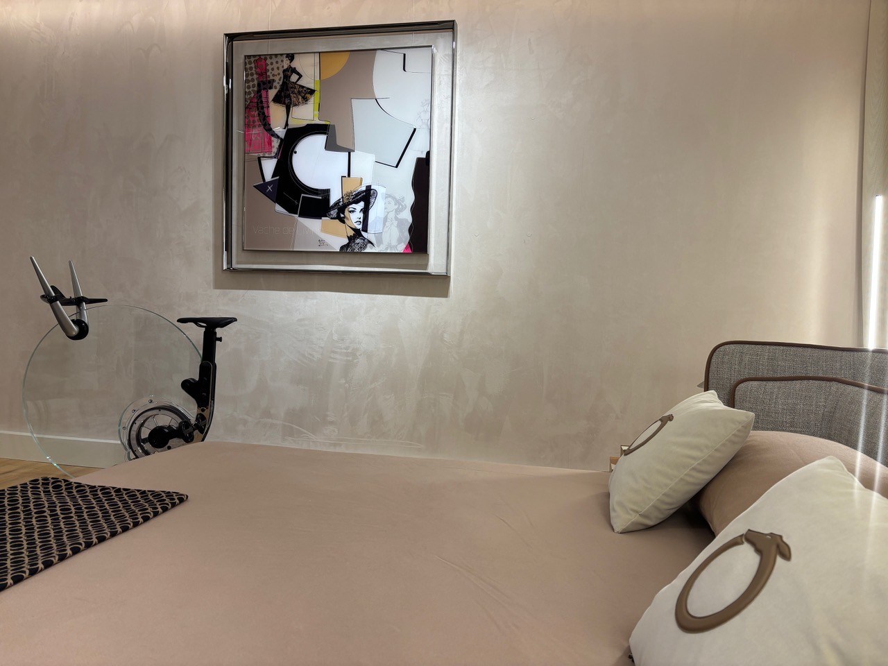 invitation artistique dans les galeries et musées